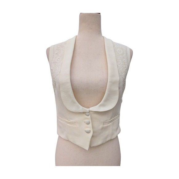 The Kooples Jackets & Blazers - NWT The Kooples White‎ Textured Lace Trim Vest Size FR36/US4